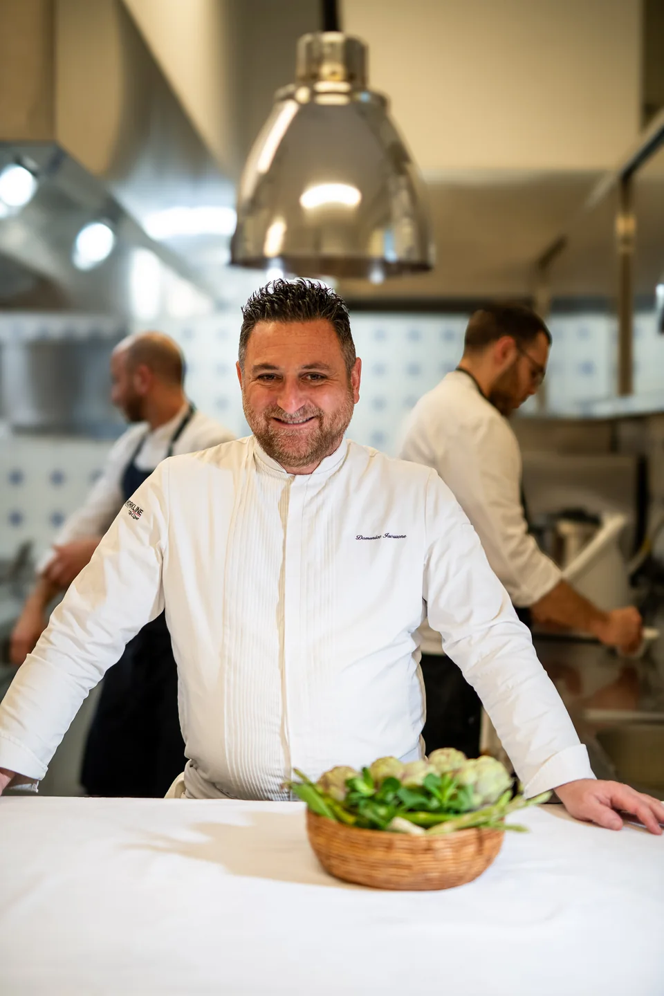 Domenico Iavarone nella cucina di Zest Sorrento